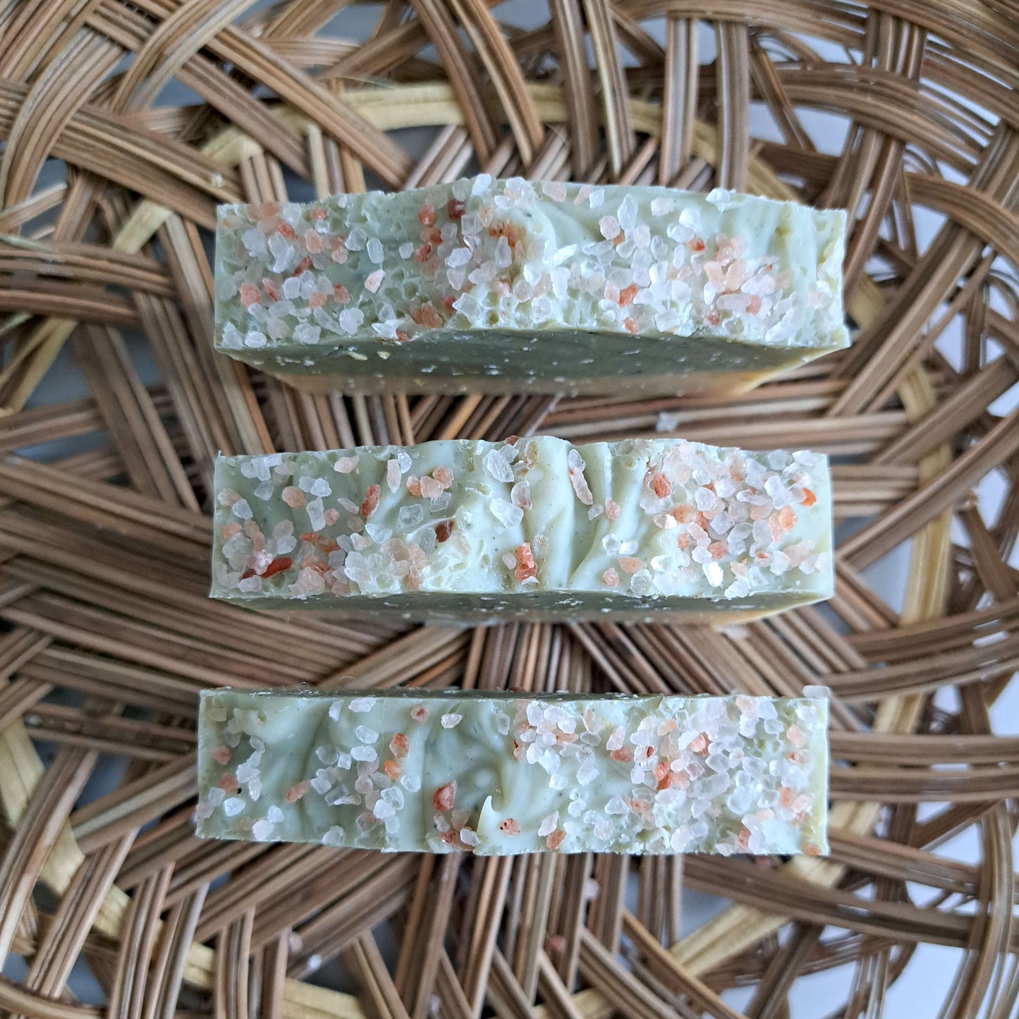 Savon artisanal | Eucalyptus, pamplemousse et romarin