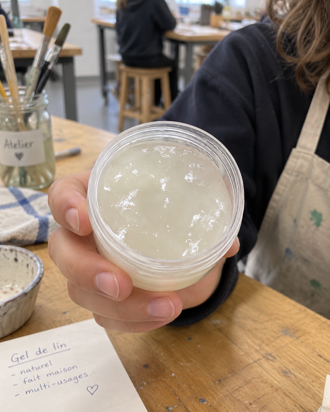 Gel de lin fabriqué et présenté lors d’un atelier scientifique MA Création Écolo sur la viscosité et l’extraction
